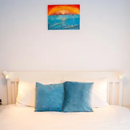 Eleven Odyssey Apartmán *