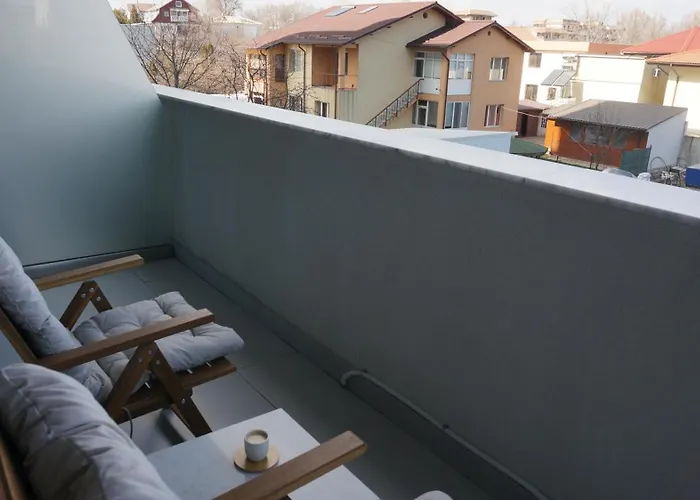 Eleven Odyssey * Năvodari