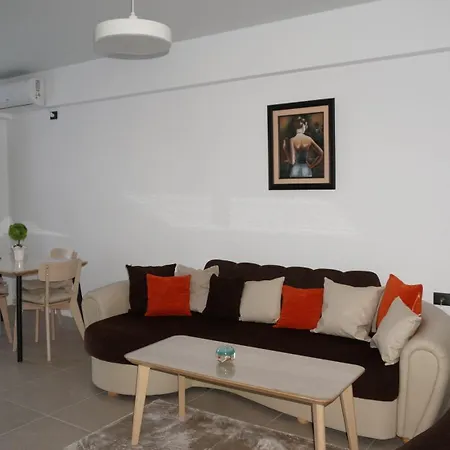 Eleven Odyssey Apartment Navodari