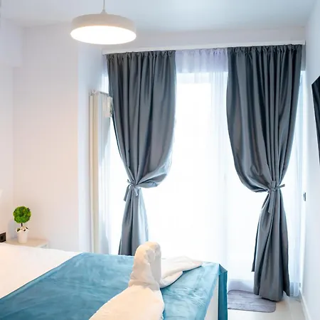 Eleven Odyssey Apartment *