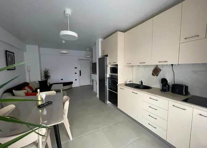 Apartment Eleven Odyssey Navodari