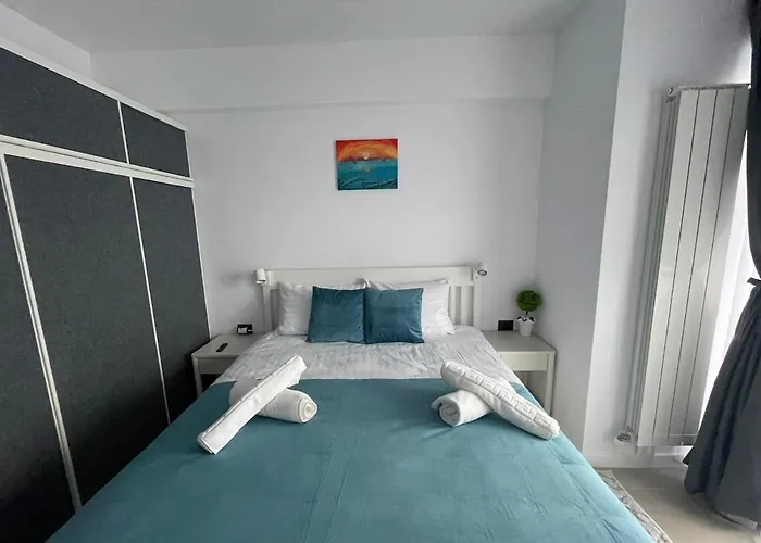 Eleven Odyssey Apartment Navodari