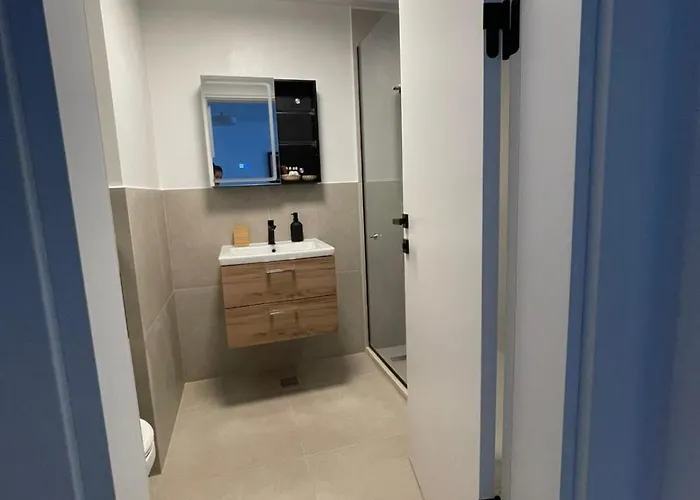 Eleven Odyssey Apartment Navodari